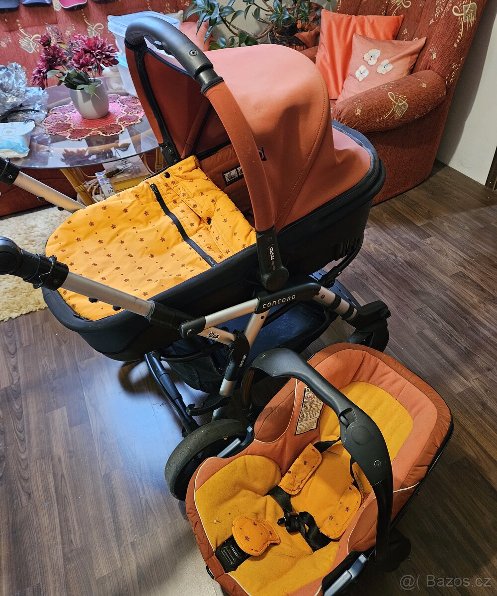 Kočárek-trojkombinace - 3