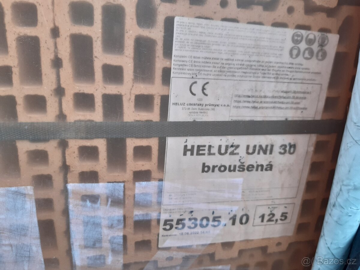 Heluz UNI 30 broušená - 3