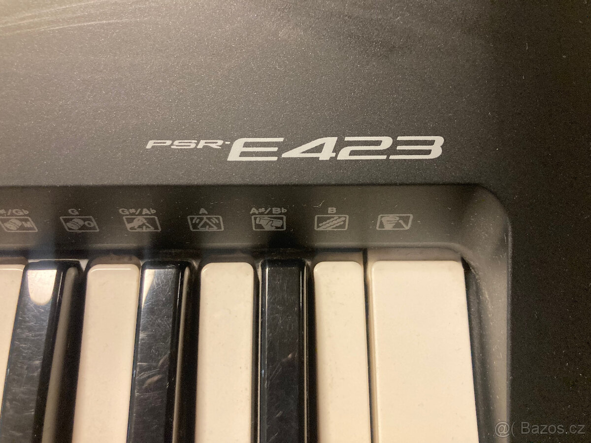 Klávesy Yamaha PSR E423 + skládací stojan - 3