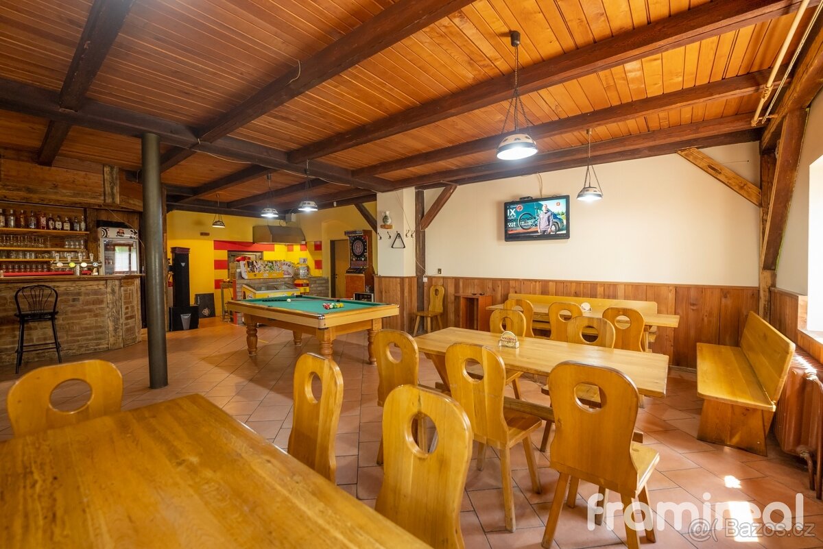 Prodej, Restaurace, 1593 m² - Šatov, ev.č. 00652 - 3