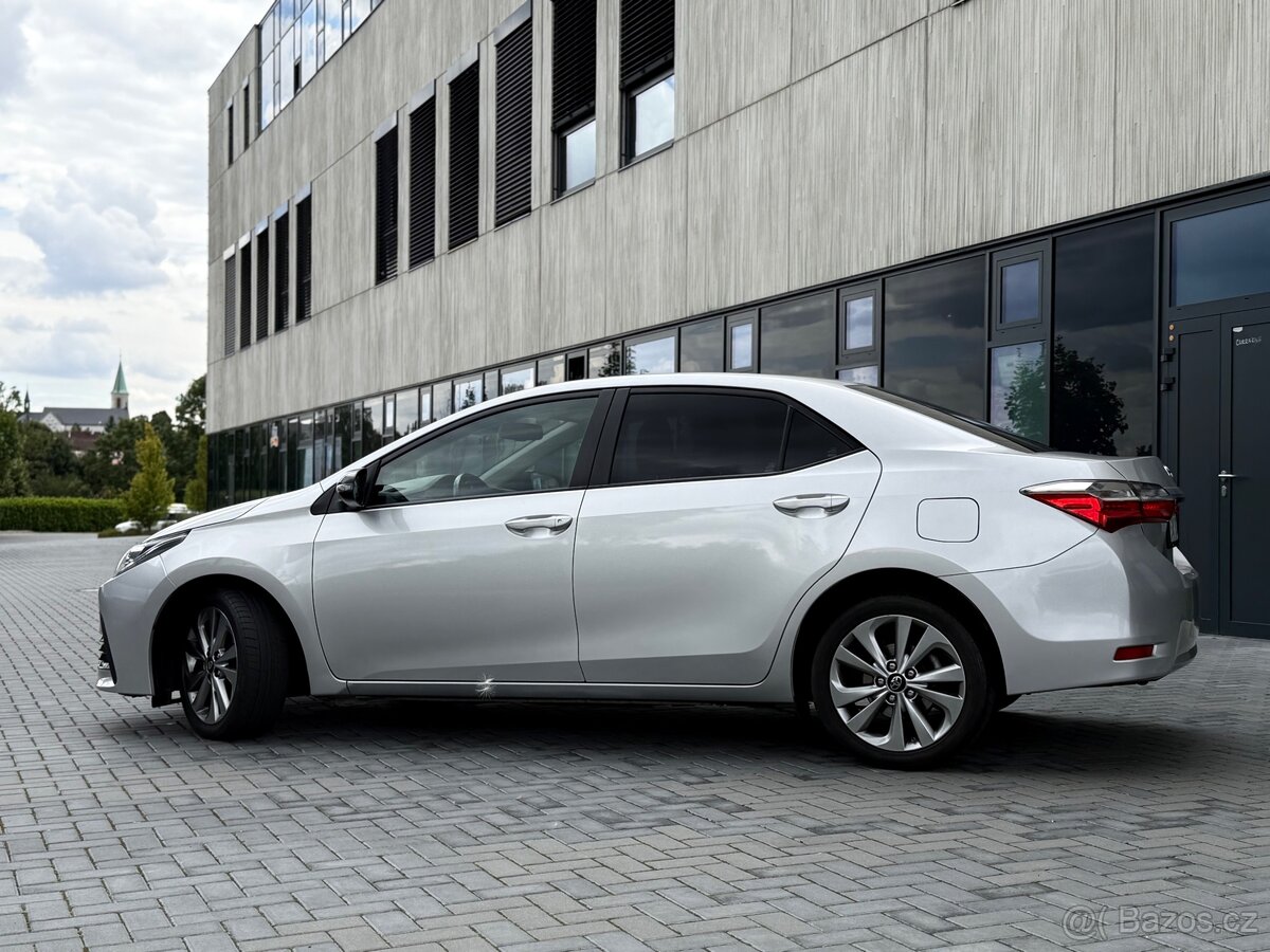 Toyota Corolla 1.3 VVT-i 73 kw / 2017 / sedan - 3