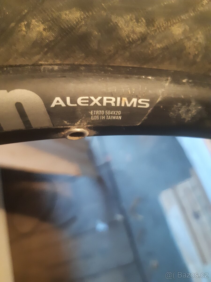 27,5 Ráfek + plášť na MTB - použité (z továrního Canyonu) - 3