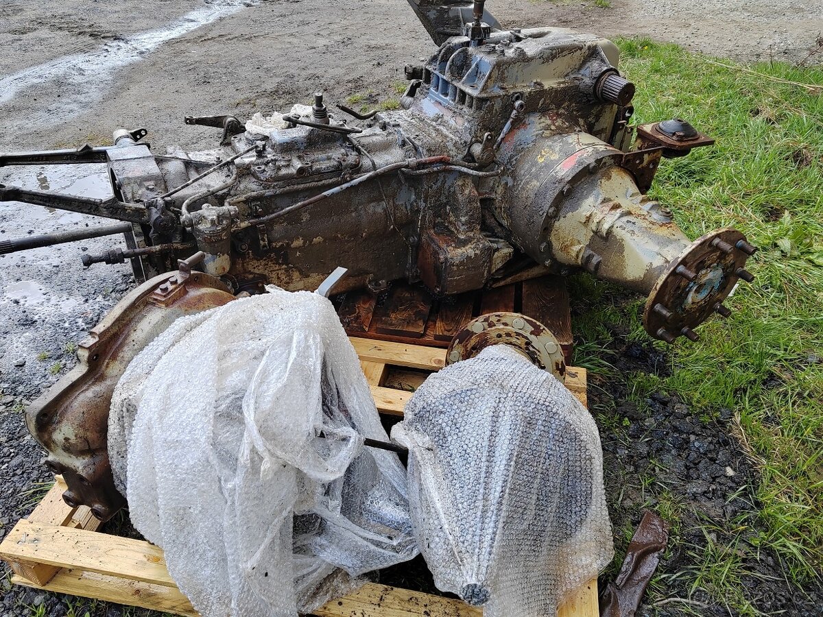 Díly převodovka,portály,hydraulika, náprava Zetor Crystal - 3