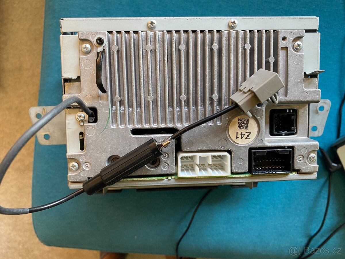 Subaru Outback II - jednotka CD měniče - rádia - klima - 3