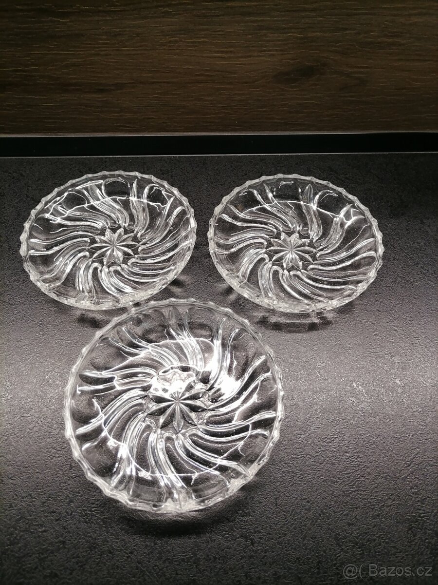 Skleněné misky, talířky, dochucovací sada - 3