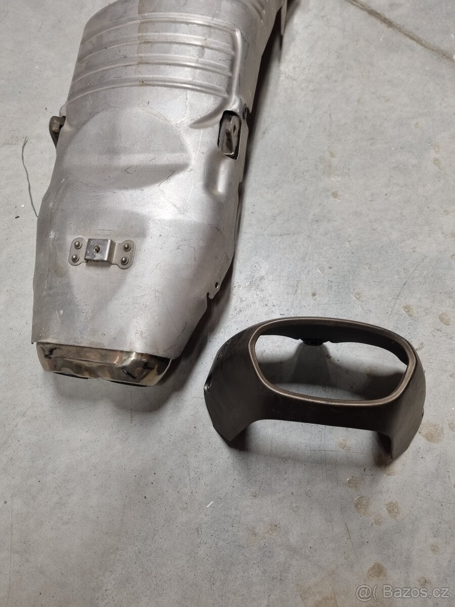 Cbr 600rr 2008 koncovka výfuku. 1500 Kč. - 3