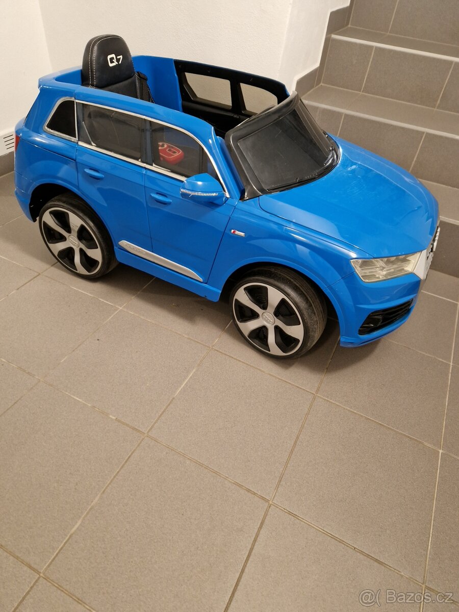 Elektrické autíčko Audi Q7 - 3