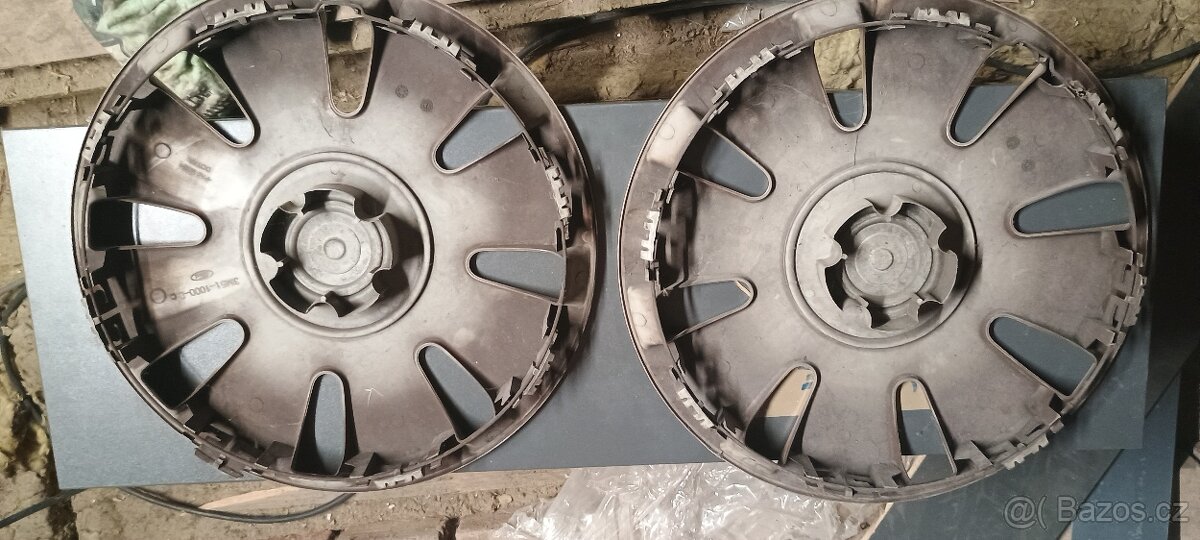 Originál poklice na Ford Focus R16 - 3