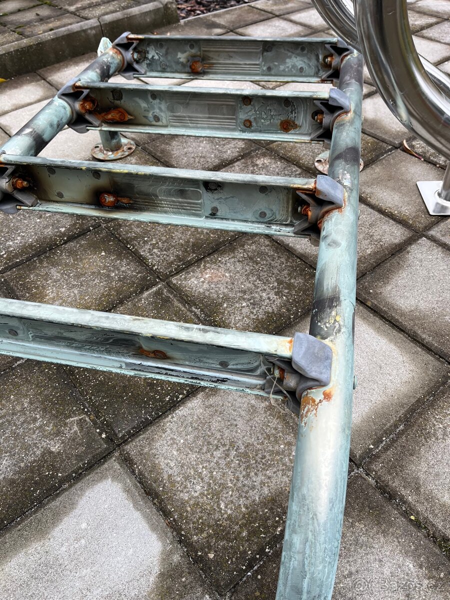 Nerezové dělené schody - 3