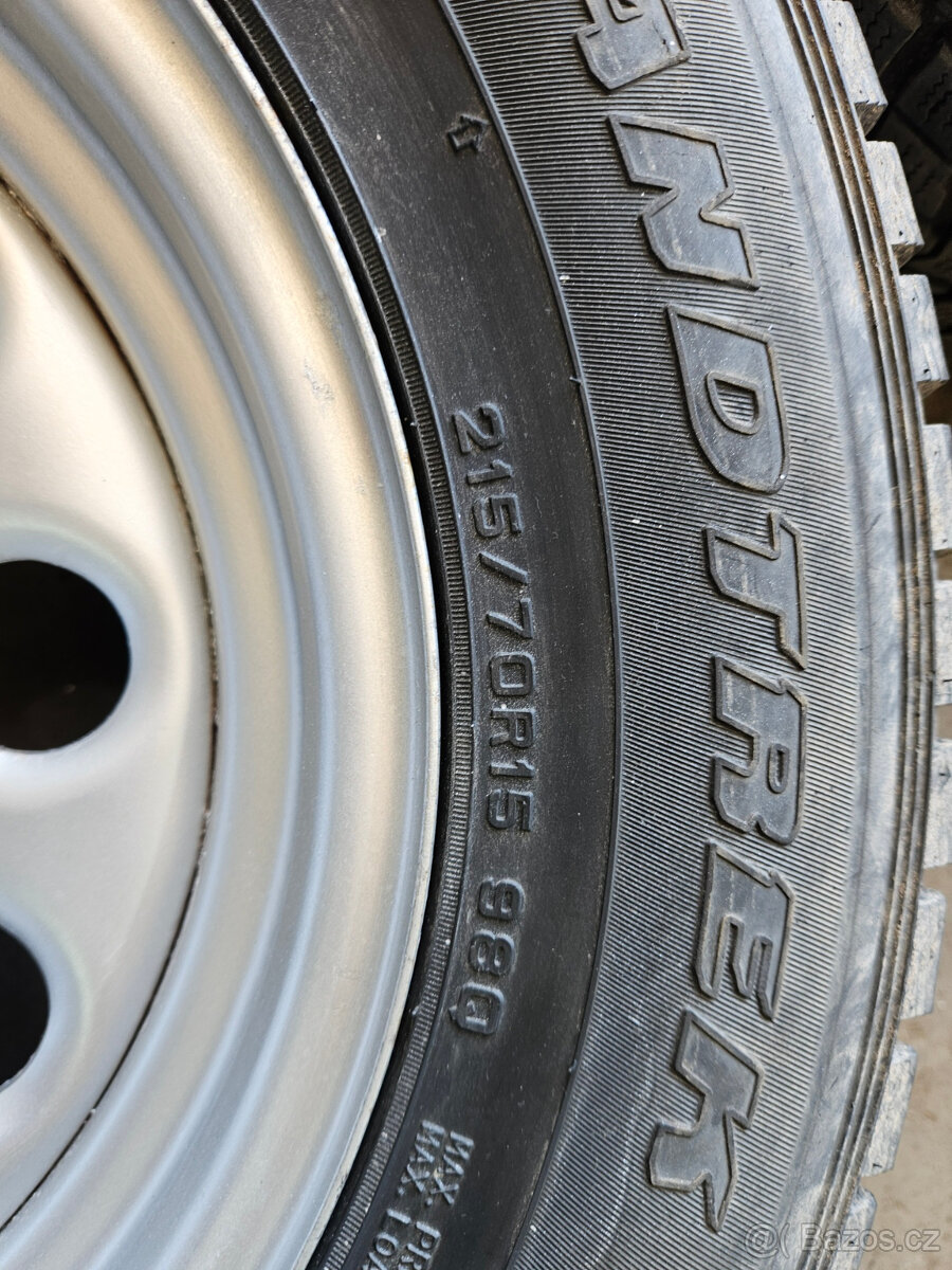 Sada disku 5x139,7mm s pneu 215/70/15 - Jimny - 3