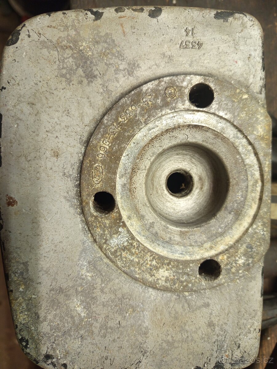 Hlava válce jawa - 3