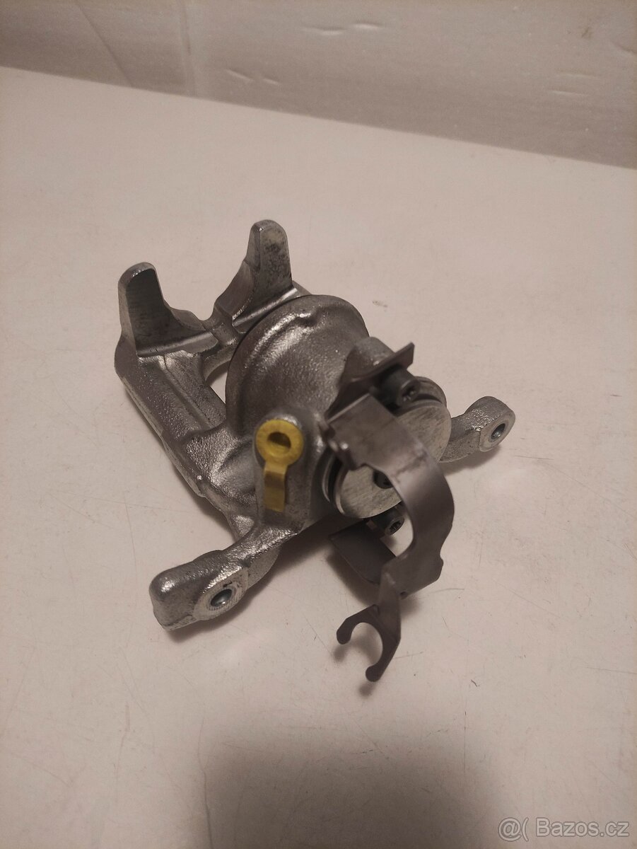 BMW Z4 brzdový třmen - 3