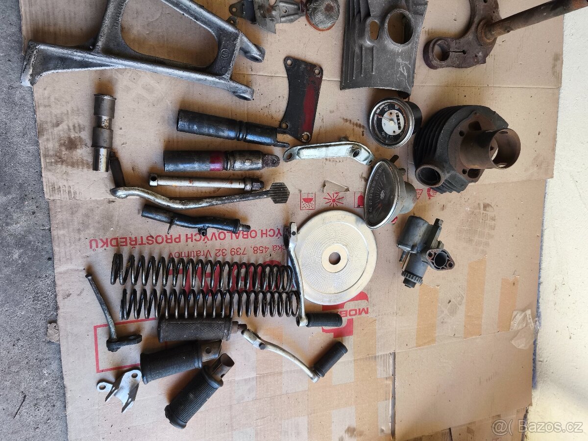 Dily Jawa kývačka,panelka - 3