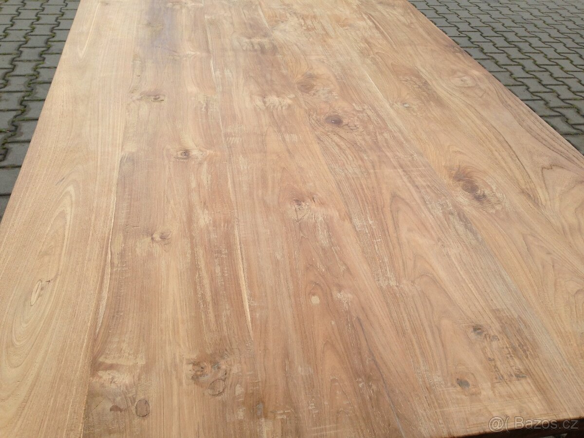 Teakový jídelní stůl - 3