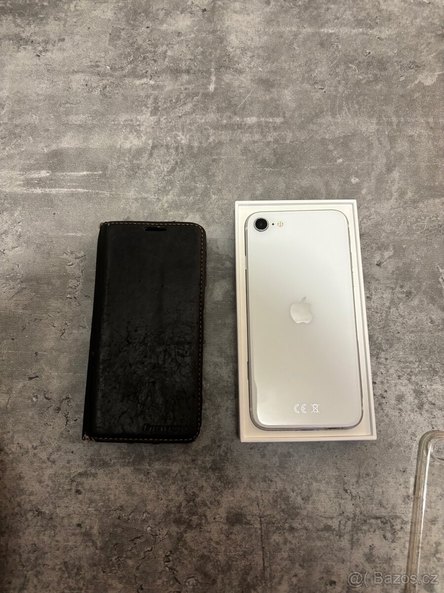IPhone SE 2020 - 3