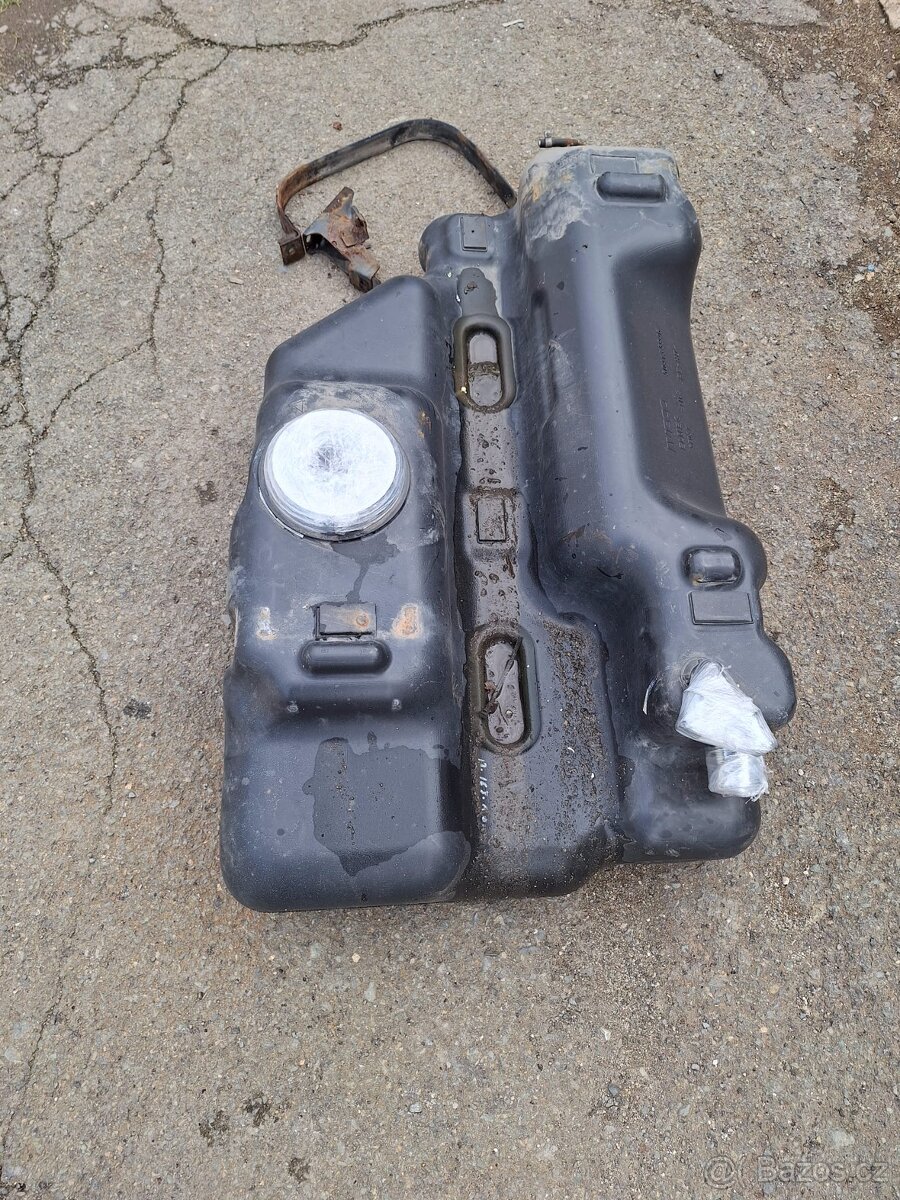 Palivová nádrž IVECO DAILY - 3