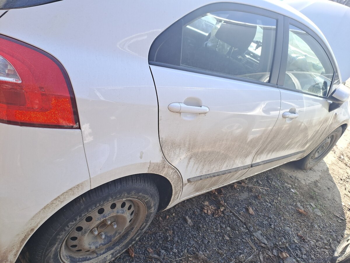 Kia rio rok 2016 - 3