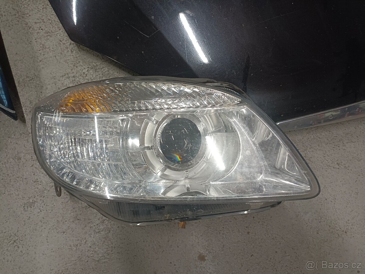 Škoda Fabia MK2 přední část karoserie - 3