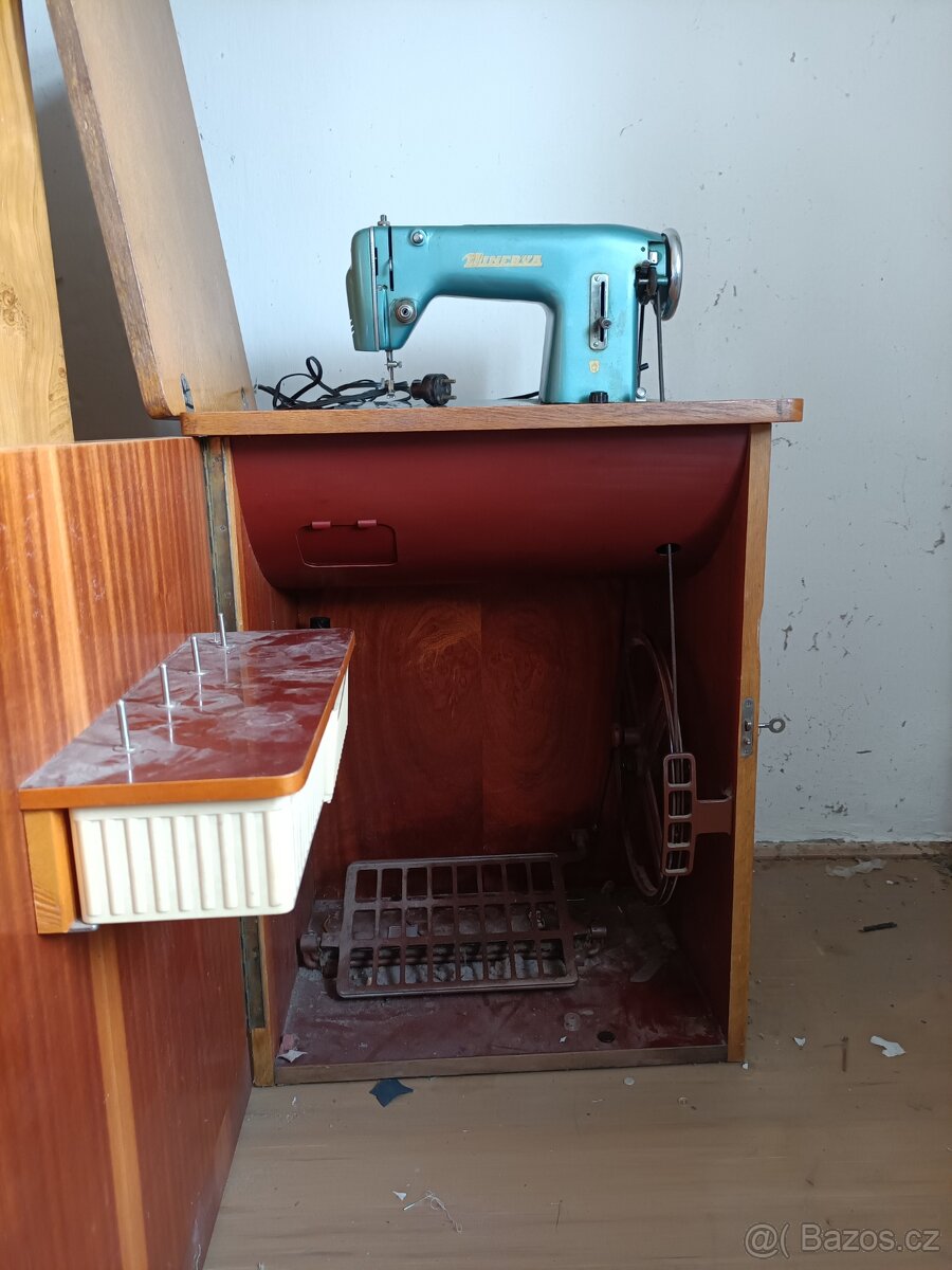 Šicí stroj Minerva - 3