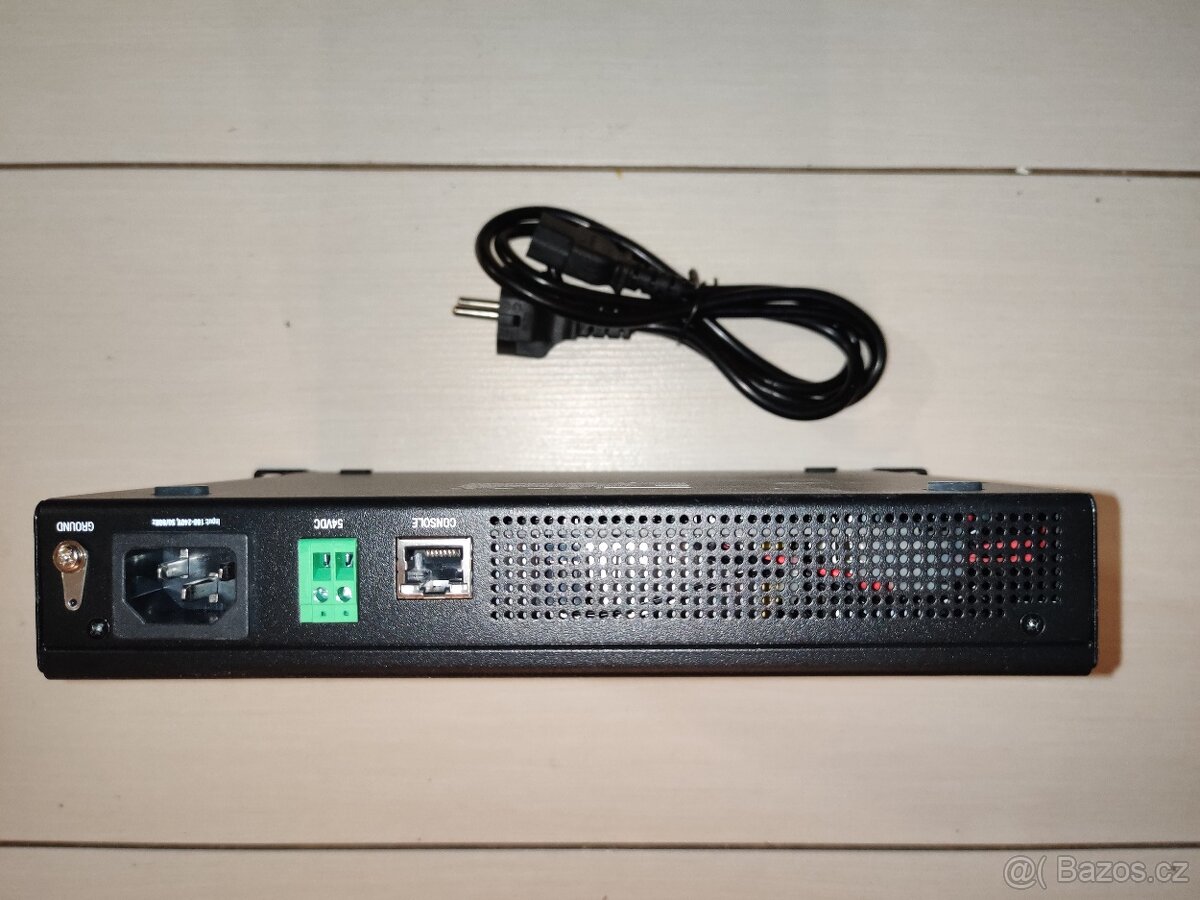Gigabit POE switch Edgeswitch 8 150W - 3