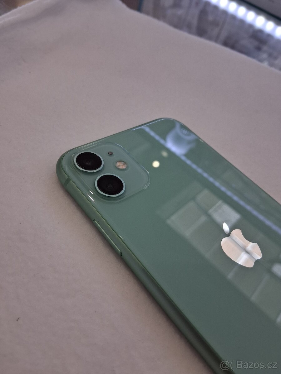 Apple iPhone 11 128GB - 3