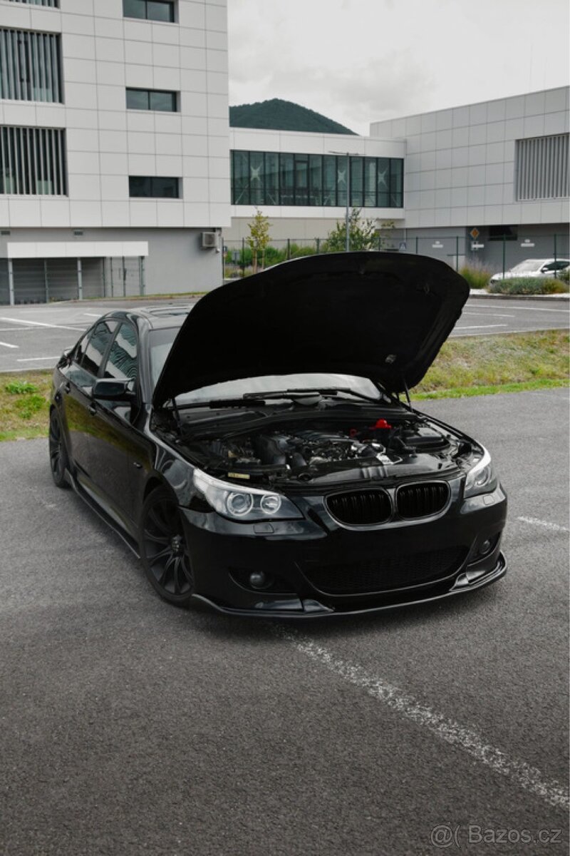 Lipo spoiler pod nárazník na BMW E60 E61 M5 nárazníky - 3