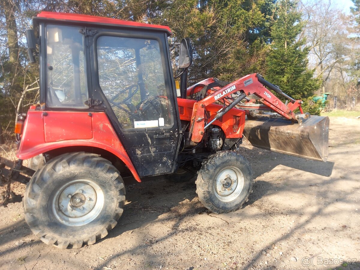 Malotraktor Belarus 320.4 - 3