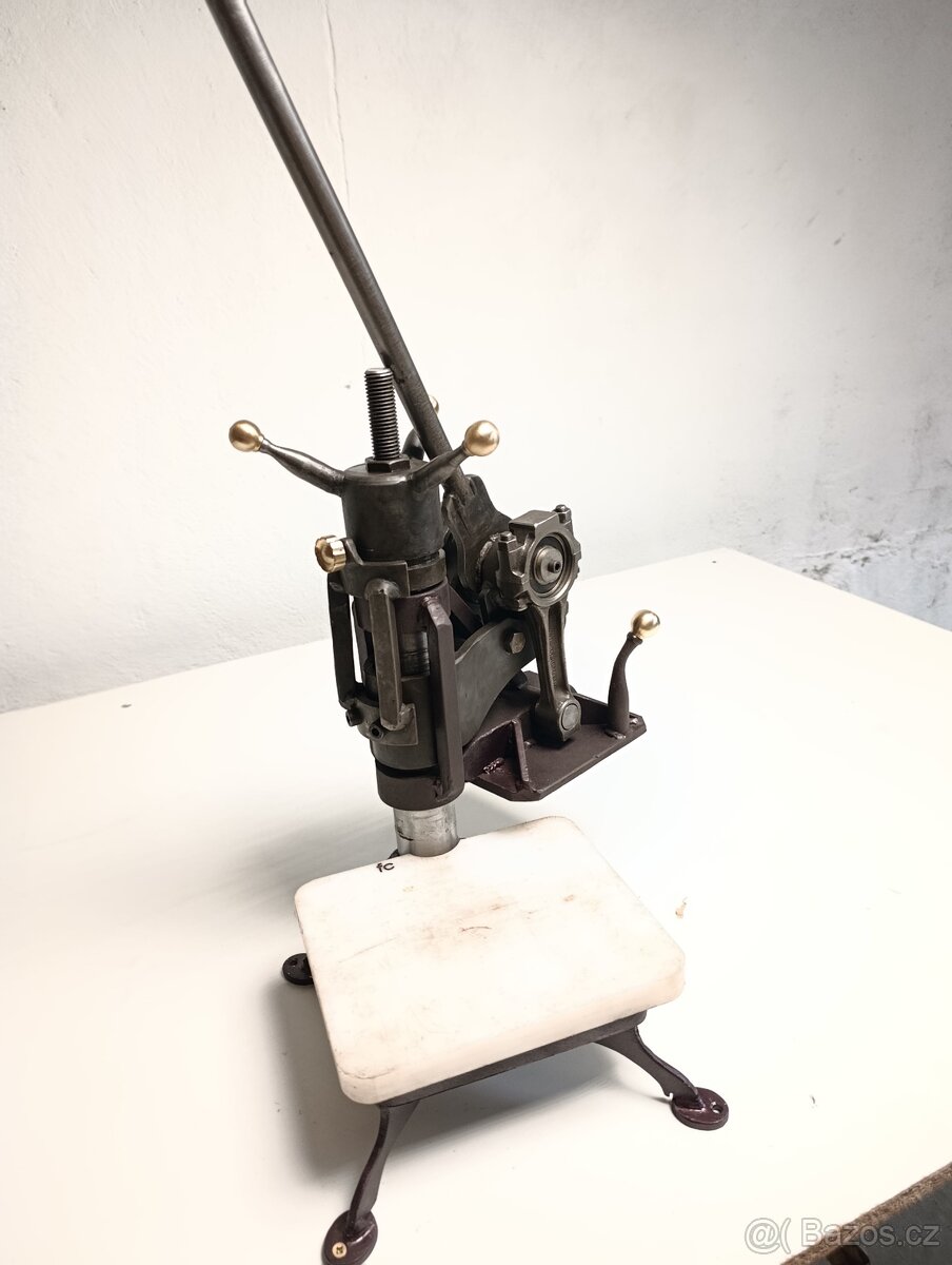 Mini vysekávací lis - 3