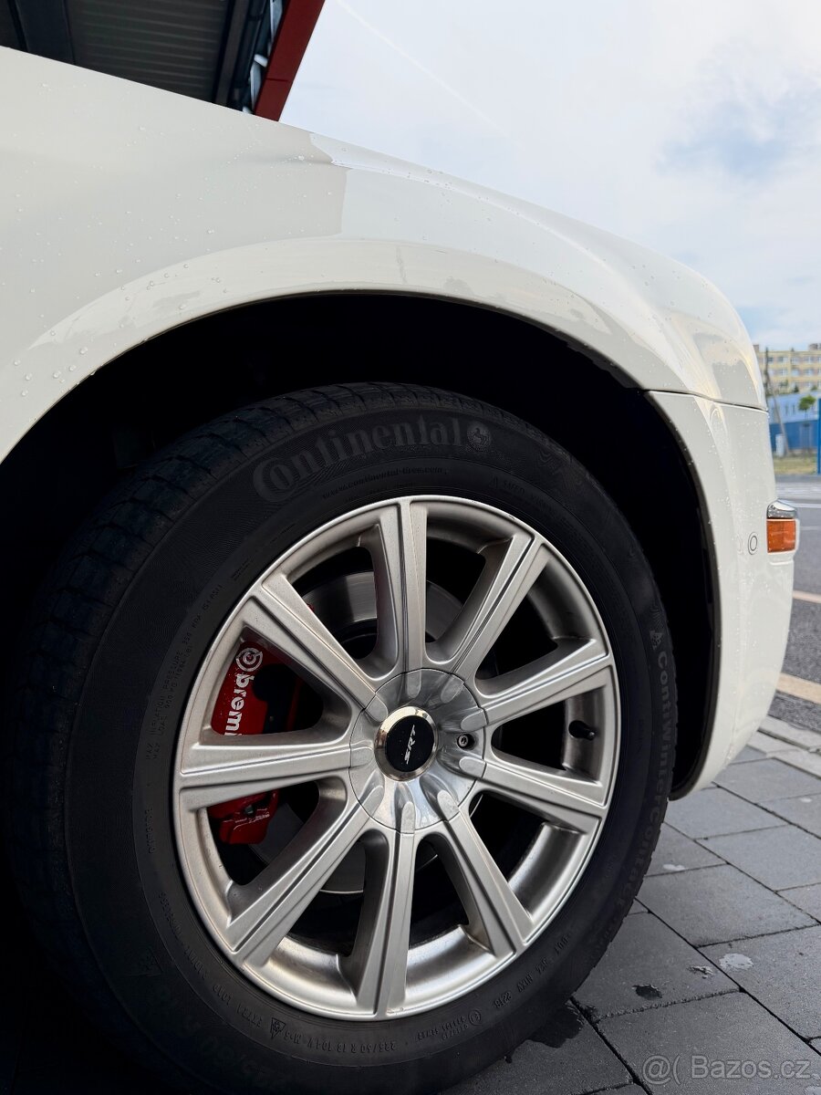 Chrysler 300C 3.0 CRD Startech EDITION TOP STAV - 3