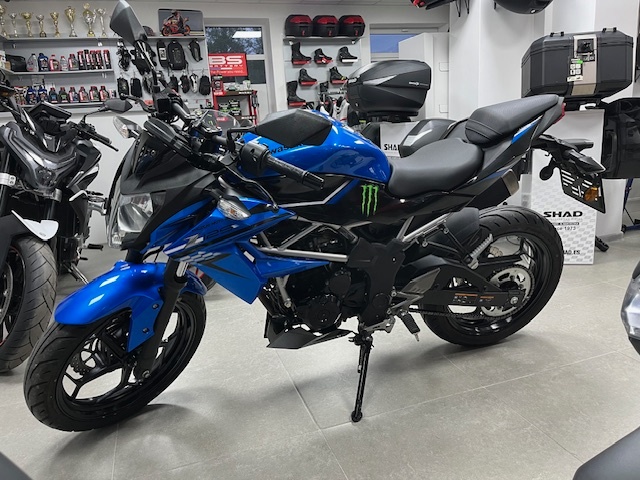 KAWASAKI Z 125 - 3