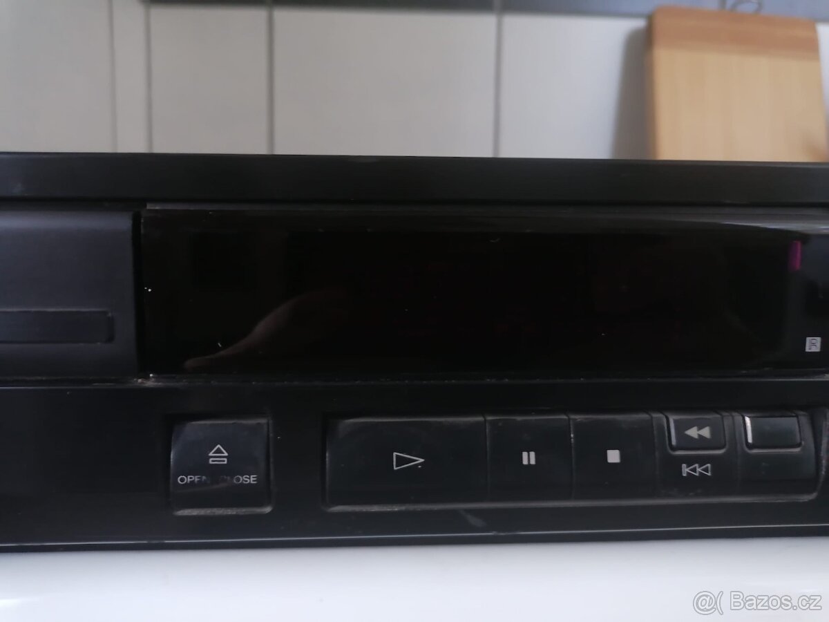 CD přehrávač Sony CDP497 - 3