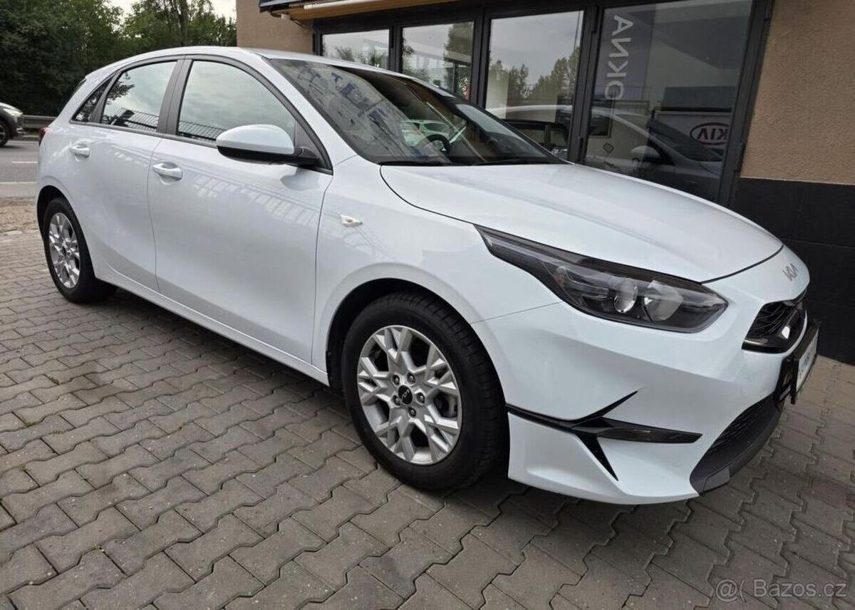 Kia Cee´d 1.5-1. MAJ.-V ZÁRUCE-TOP STAV - 3