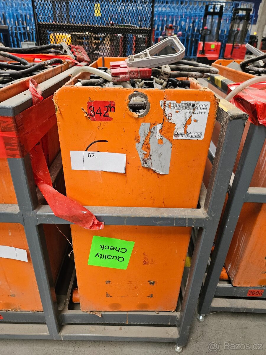 Trakční baterie 24V 375Ah - 3