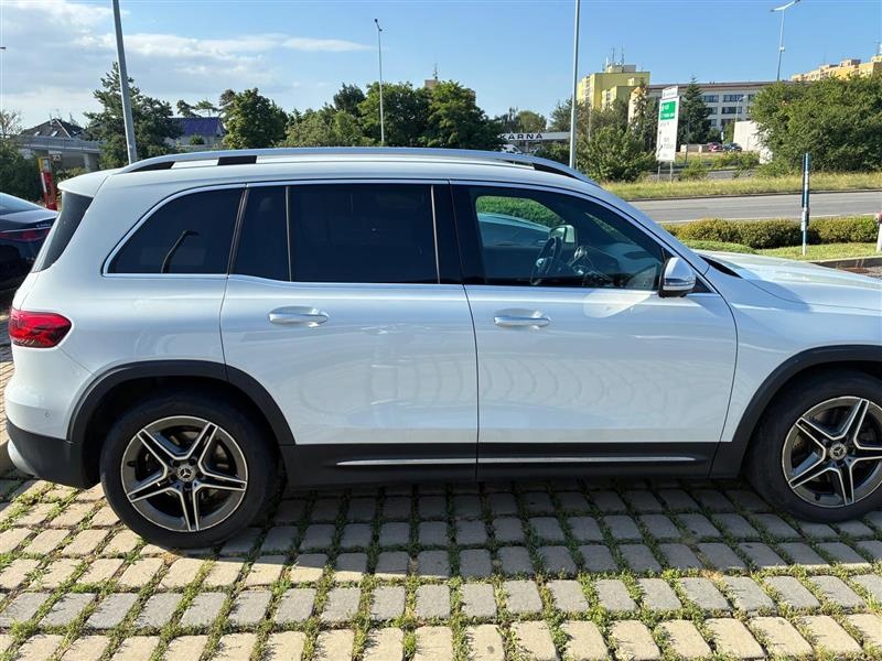 Mercedes-Benz GLB 220d 4MATIC - 3