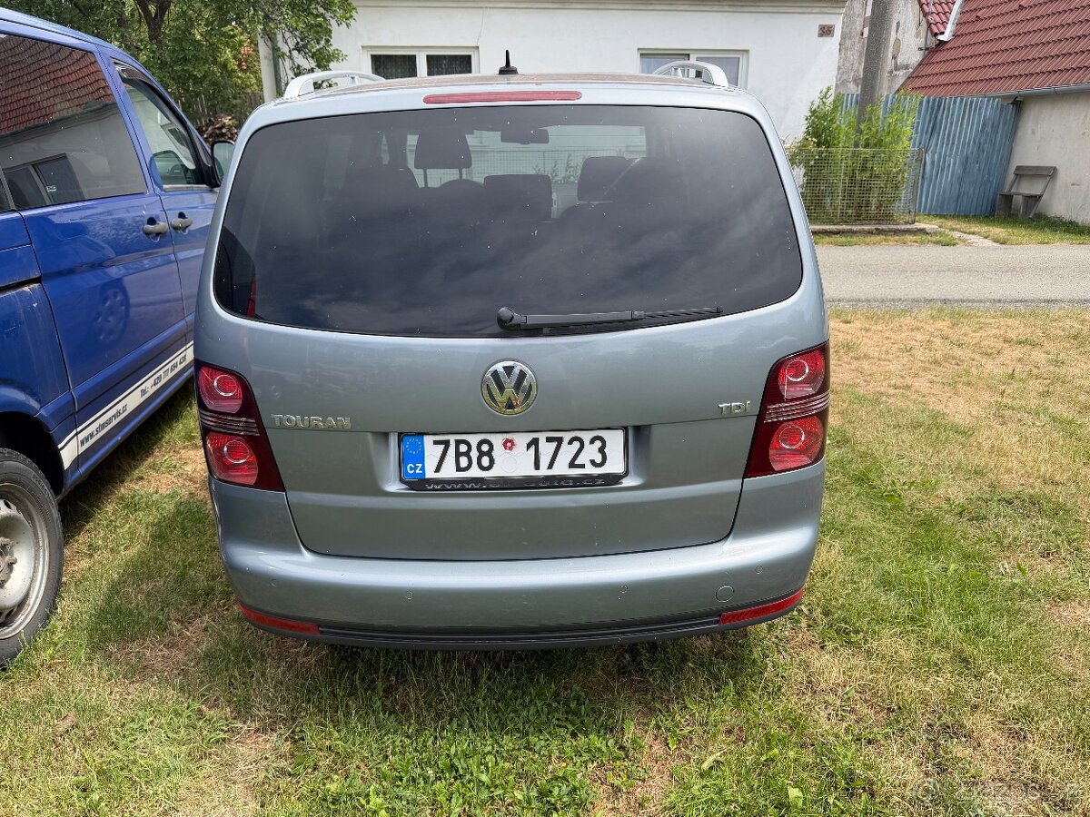 Prodám VW touran 1,9 tdi rv. 2006 - 3