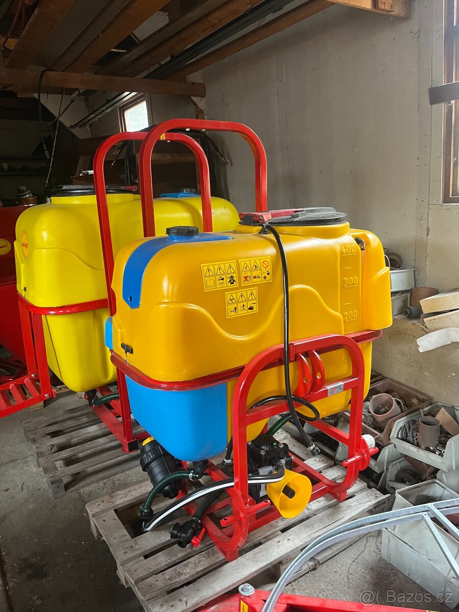 Postřikovače 600 l, záběr 12 m - 3
