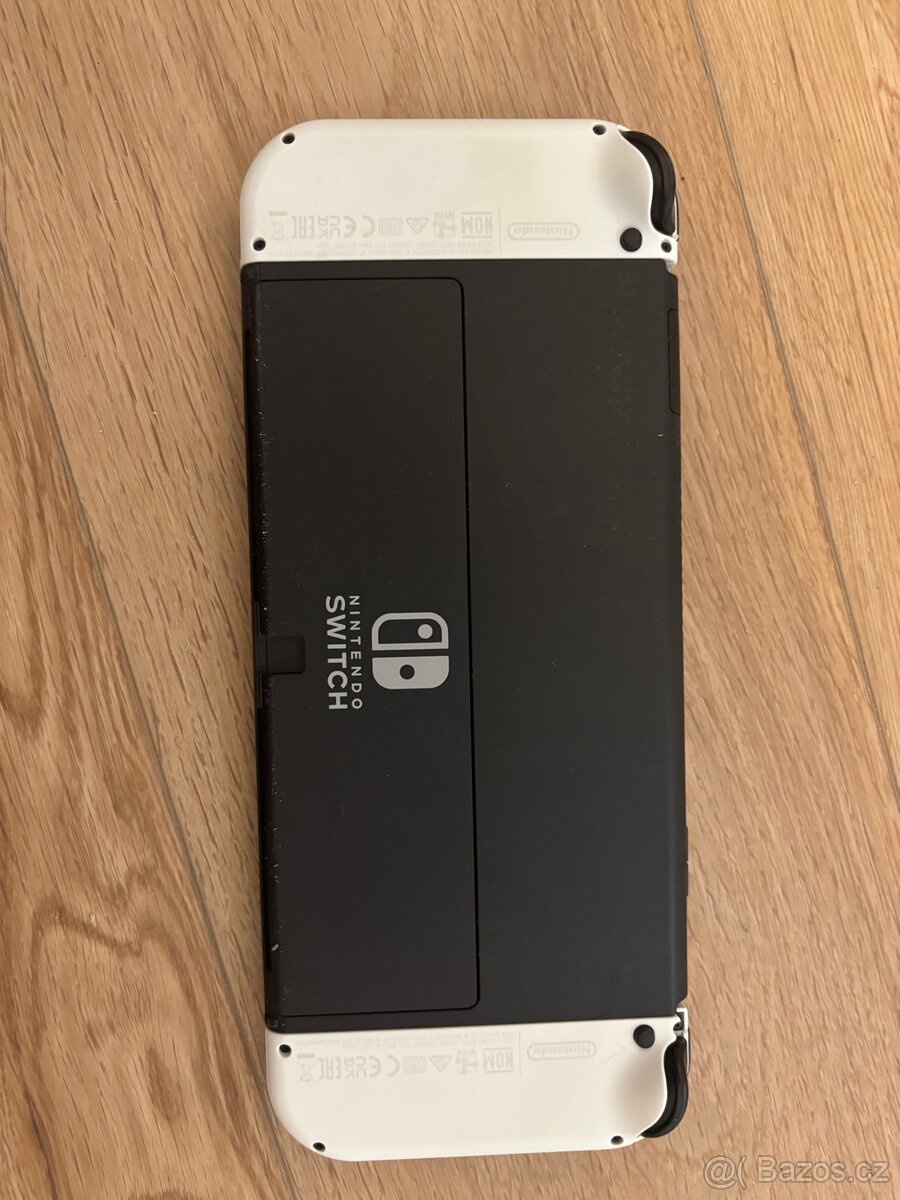 Nintendo Switch OLED White + 11 her + 128GB karta + záruka - 3
