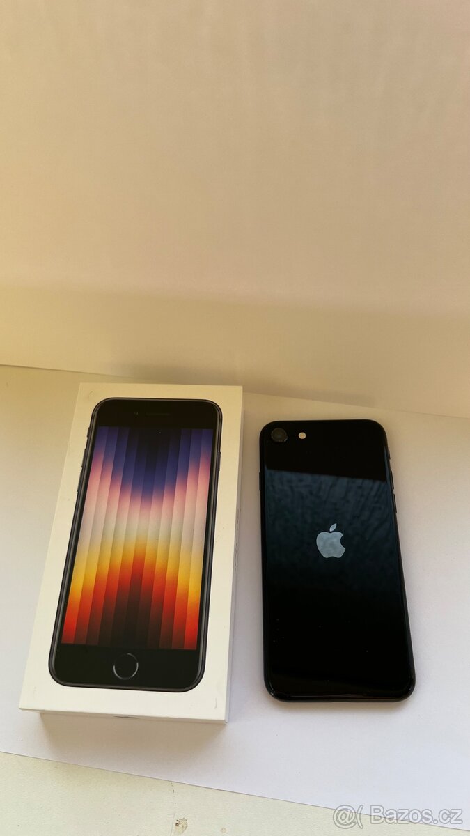 Apple iPhone SE 2022 128 GB Midnight - 3