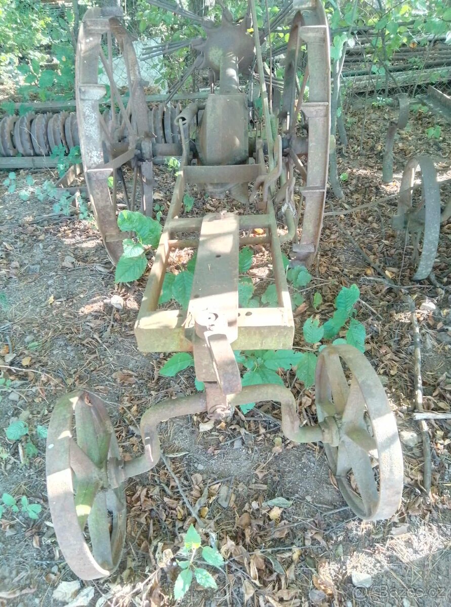 čert - 3