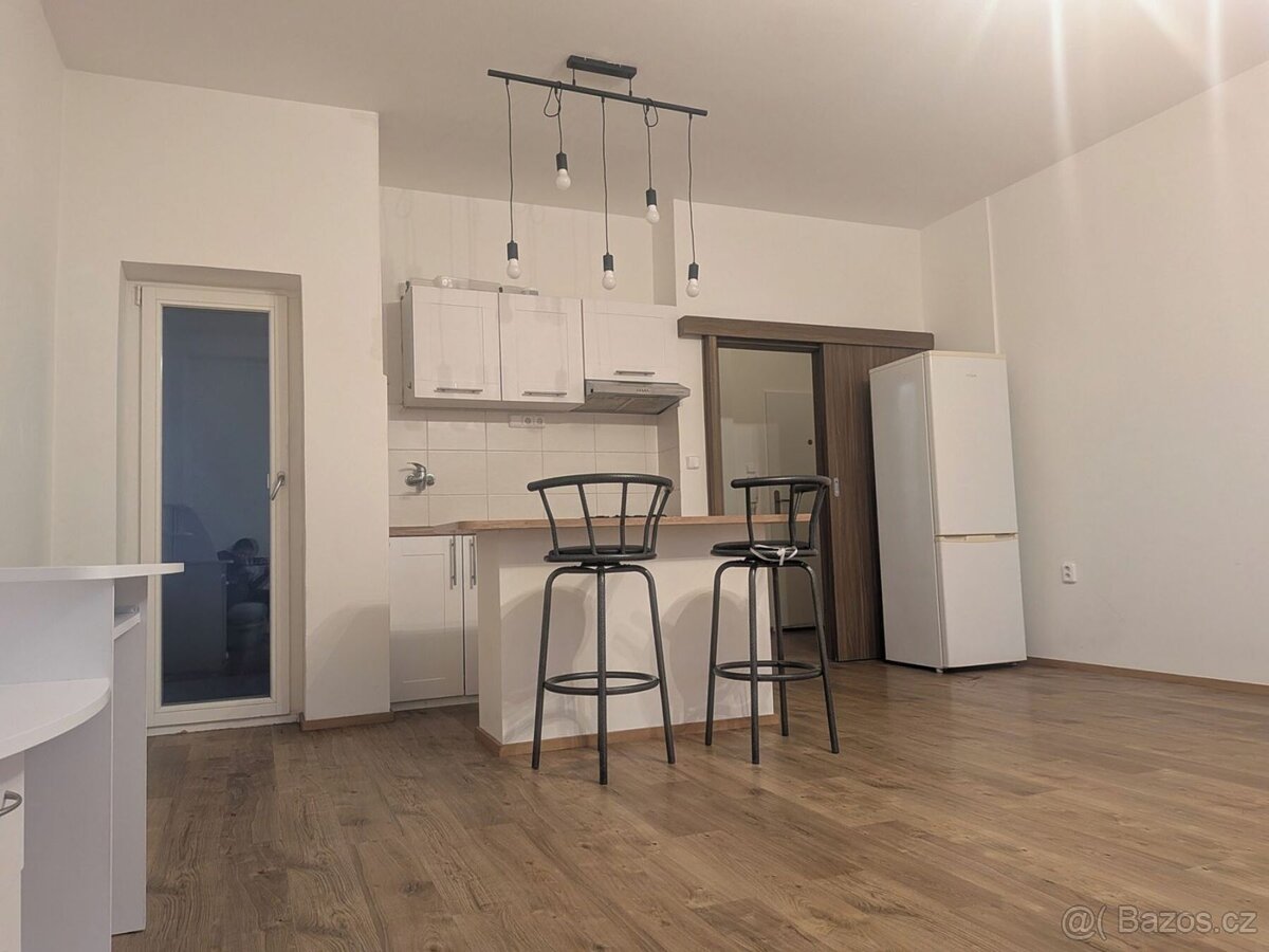 Prodej bytu 1+kk 33 m2, Vršovická, Praha - Vršovice - 3