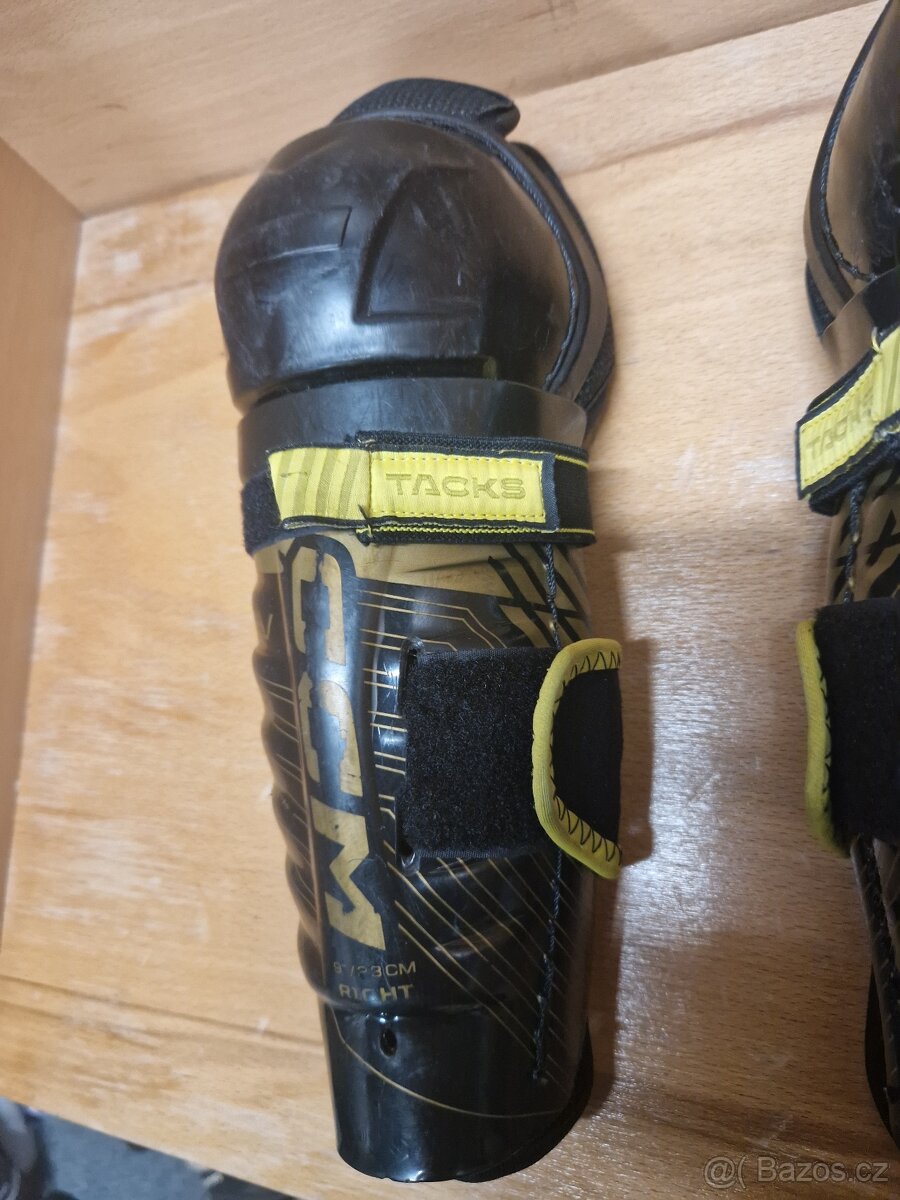 CCM Shin Guards Tacks AS-V Pro Yth - 3