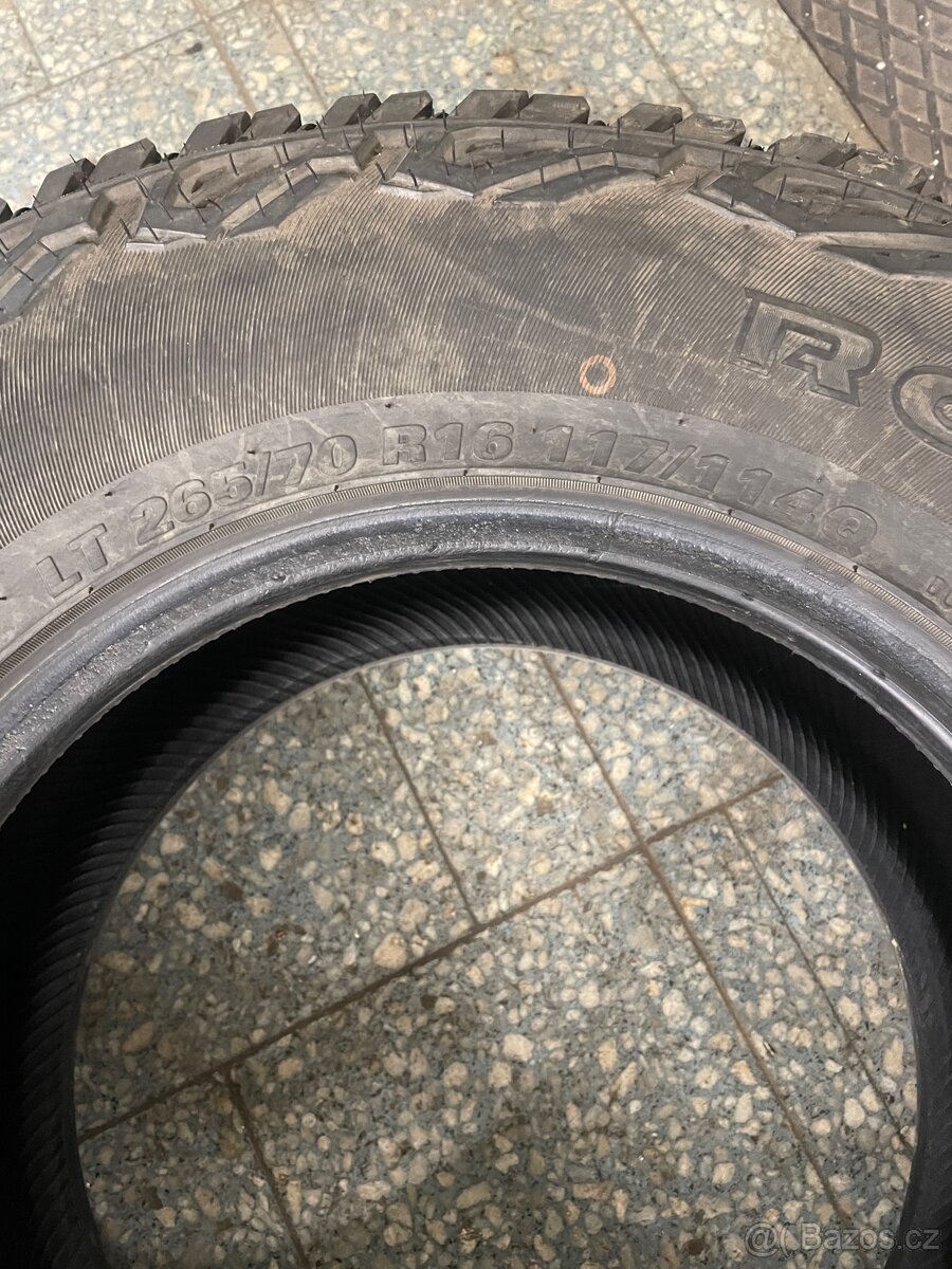 Celoroční pneu 265/70 R16 Kumho RoadVenture MT 51 M+S