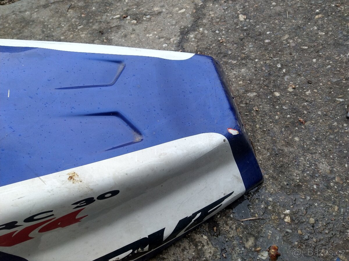 Podsedlový plast - 3