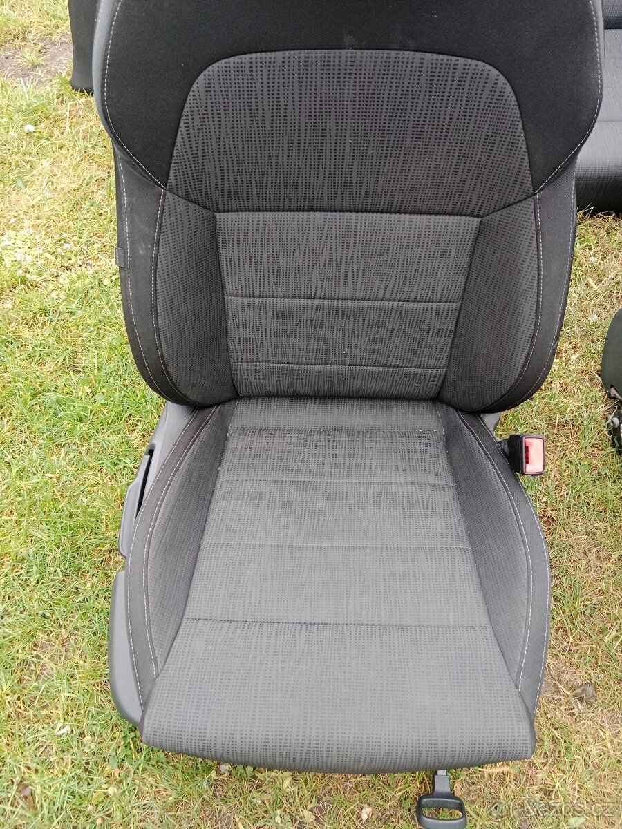 Sada sedaček Superb 3 El. 4x výhřev - 3