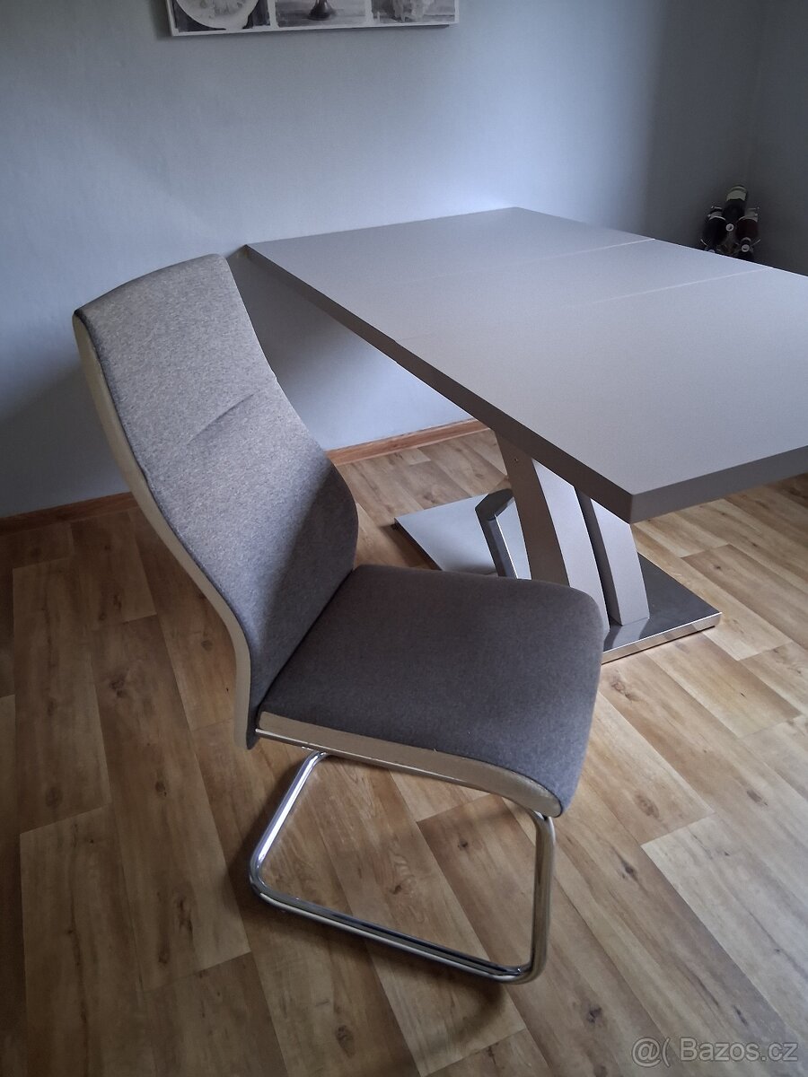 Sedlec Prčice...jídelní stůl židle - 3