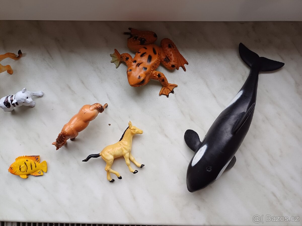 Dětské hračky, zvířátka. - 3