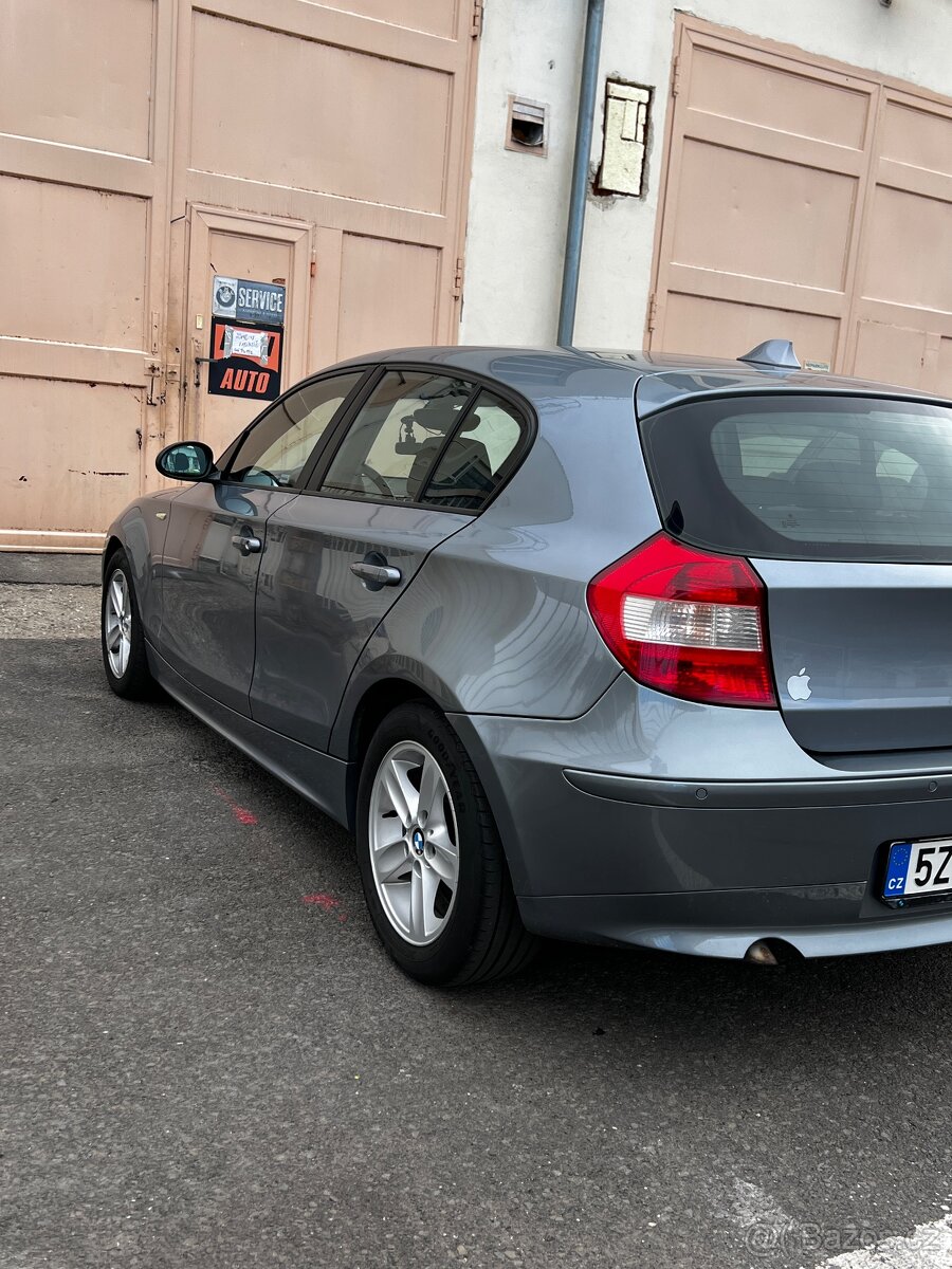 BMW E87, 118d, 90 kw, r.v. 2005, sada kol navíc - 3