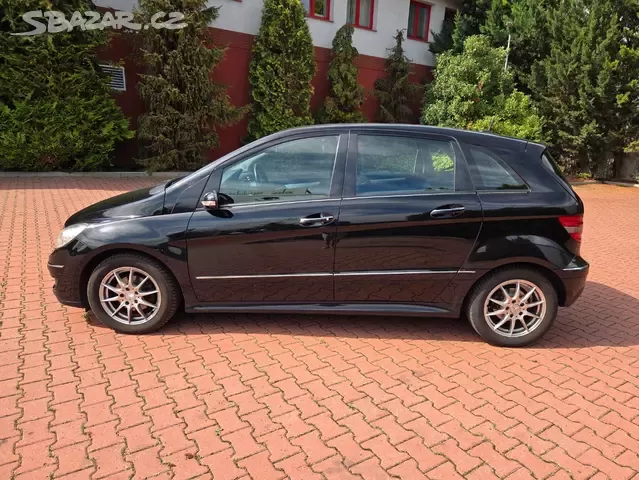 Mercedes B170,85kW,157 tis.km,klima,senzory,servis - 3