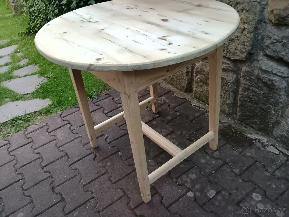 starý kulatý jídelní stůl - 3