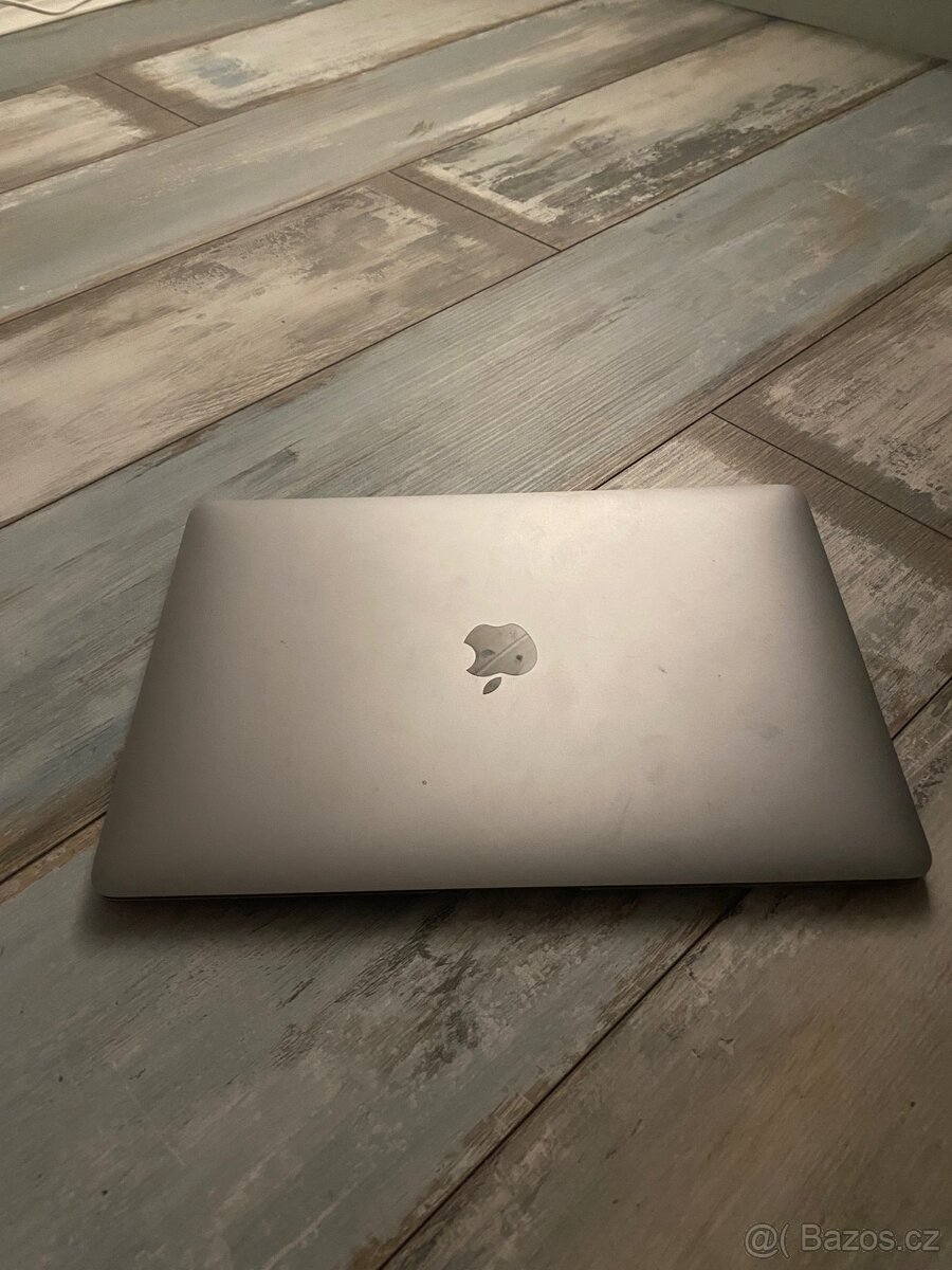 APPLE MacBook 2019 - 3